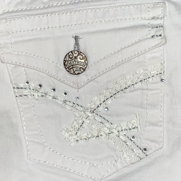 Amethiyst Jean shorts. - Picture 2 of 6